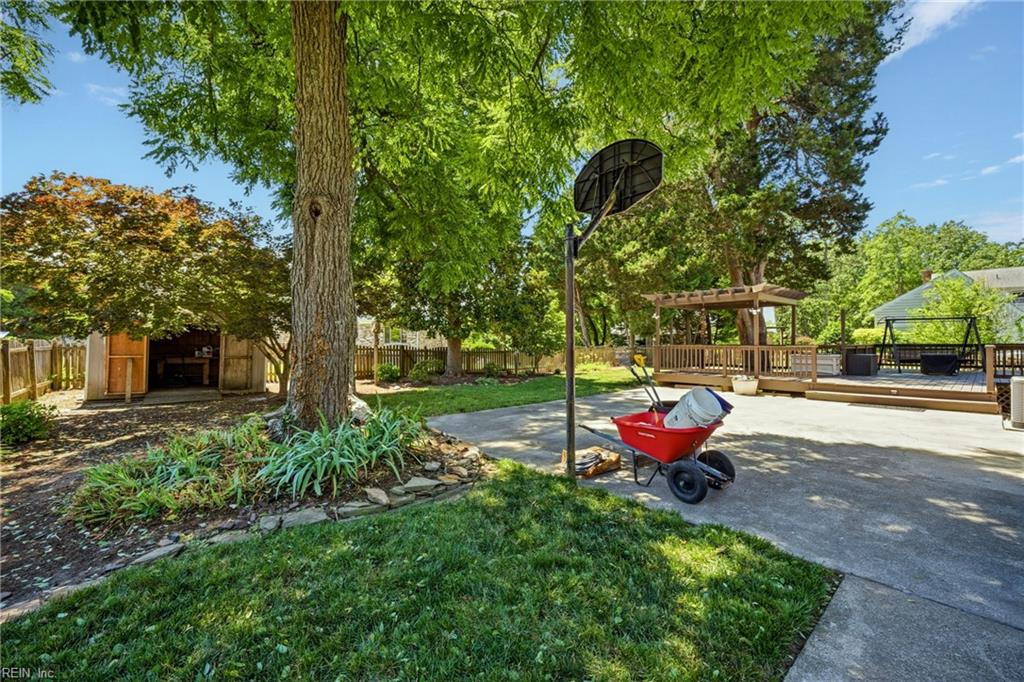 4 E Governor Drive Newport News VA 23602