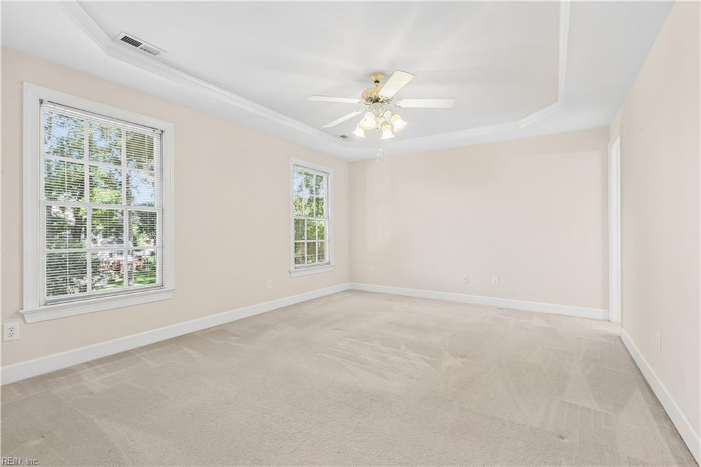 304 Barrington Lane Yorktown VA 23693