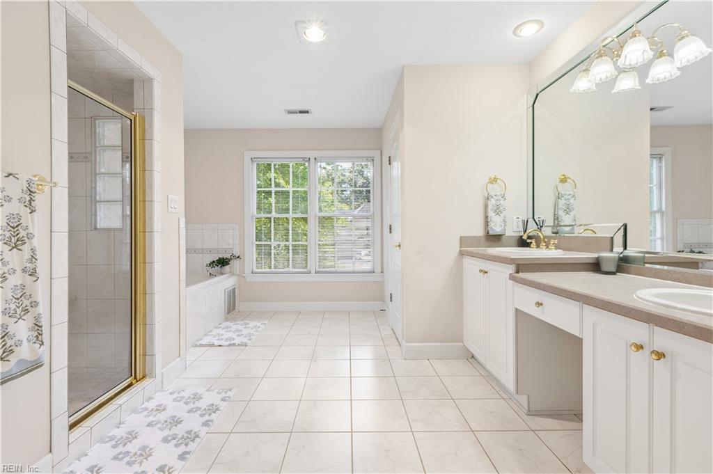 304 Barrington Lane Yorktown VA 23693