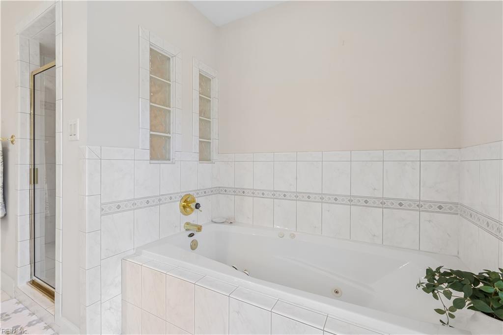 304 Barrington Lane Yorktown VA 23693