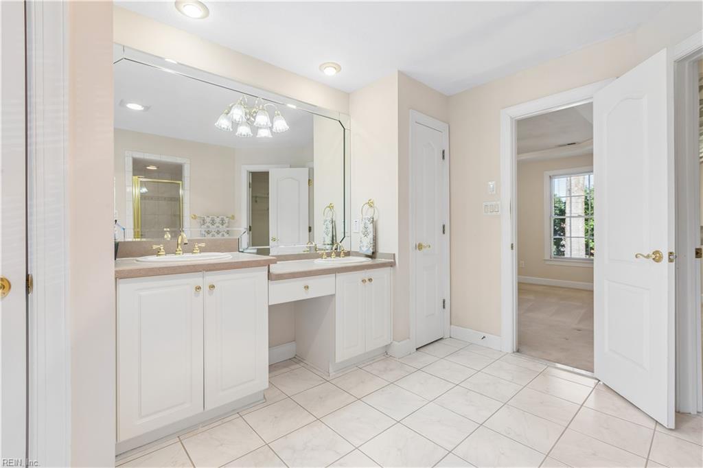 304 Barrington Lane Yorktown VA 23693