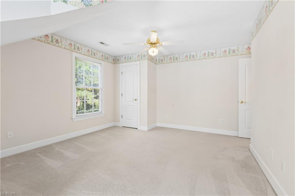 304 Barrington Lane Yorktown VA 23693