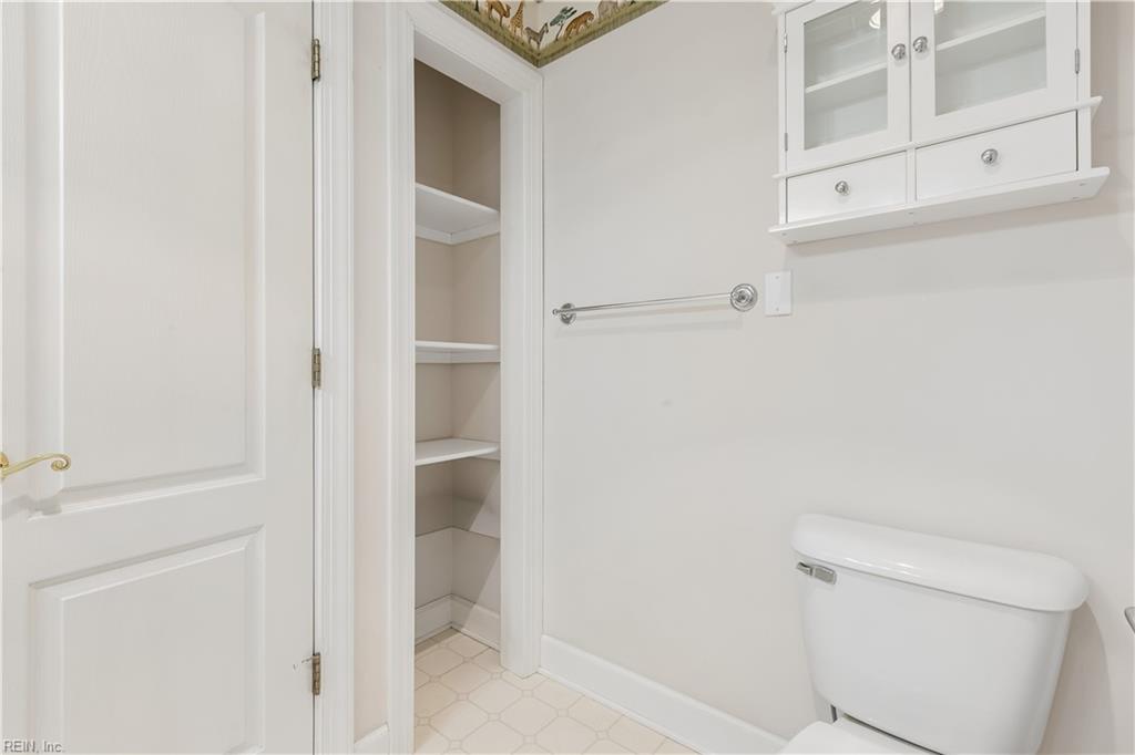 304 Barrington Lane Yorktown VA 23693