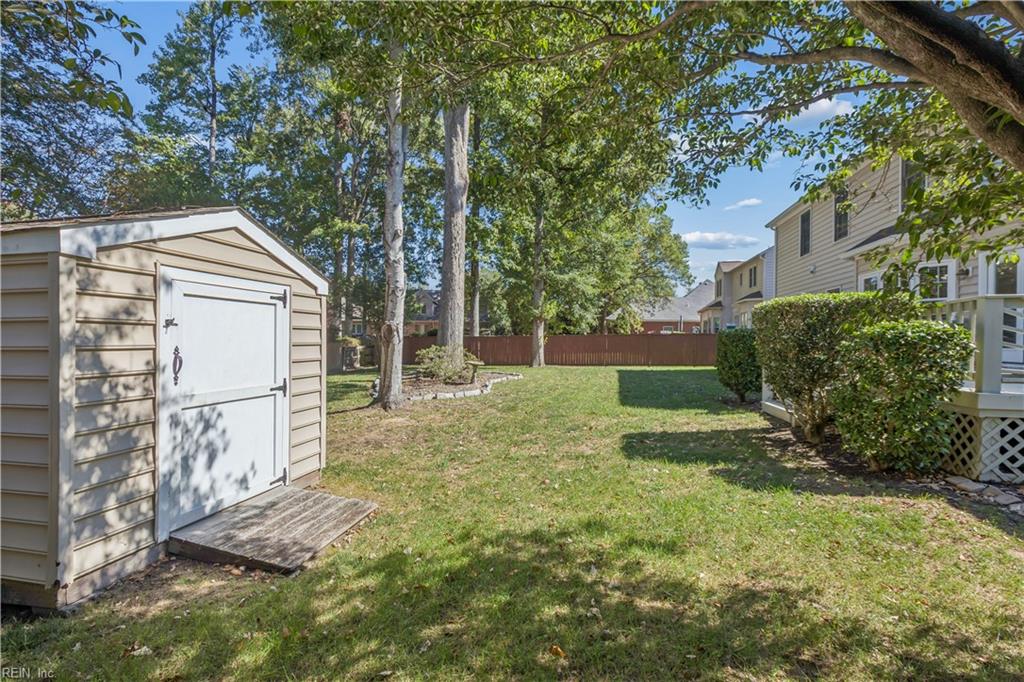 304 Barrington Lane Yorktown VA 23693