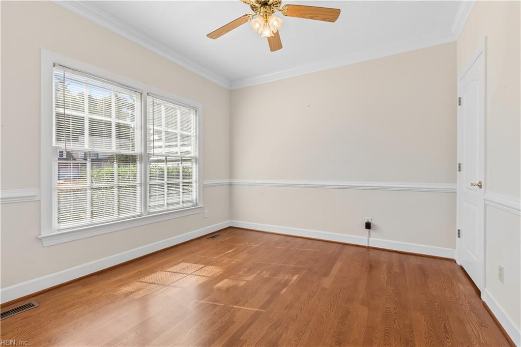 304 Barrington Lane Yorktown VA 23693