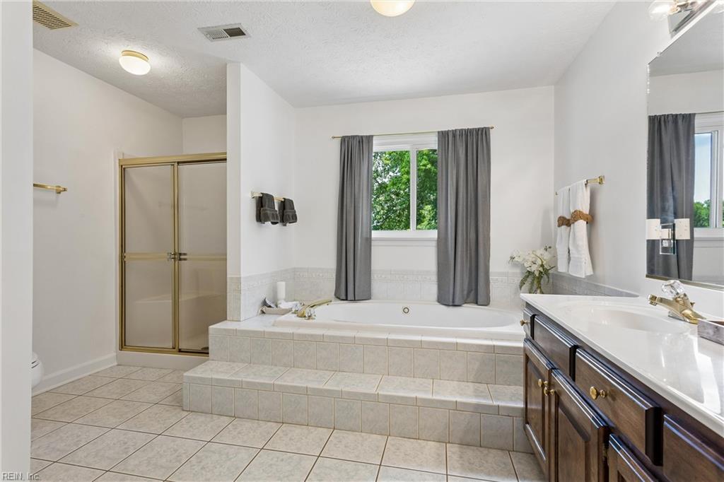 122 Rockmor Lane Yorktown VA 23693