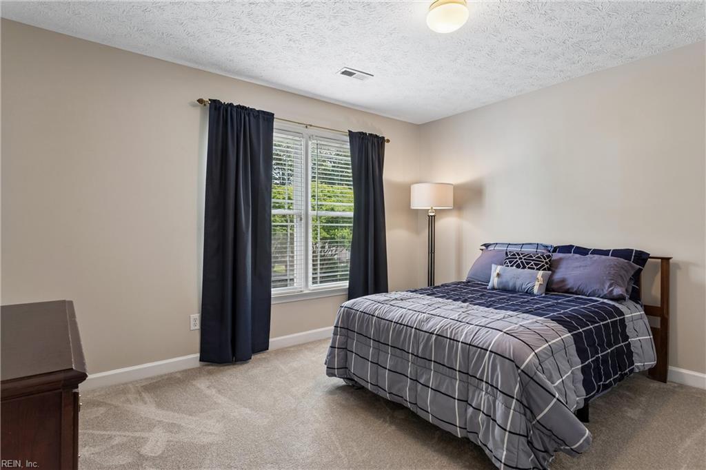 122 Rockmor Lane Yorktown VA 23693