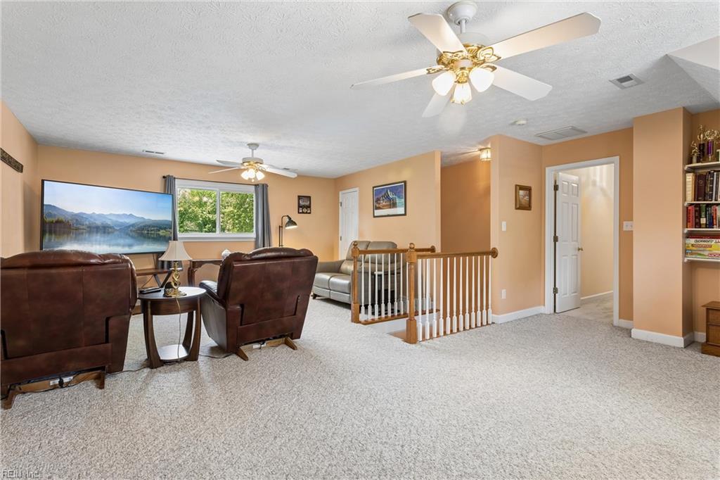 122 Rockmor Lane Yorktown VA 23693