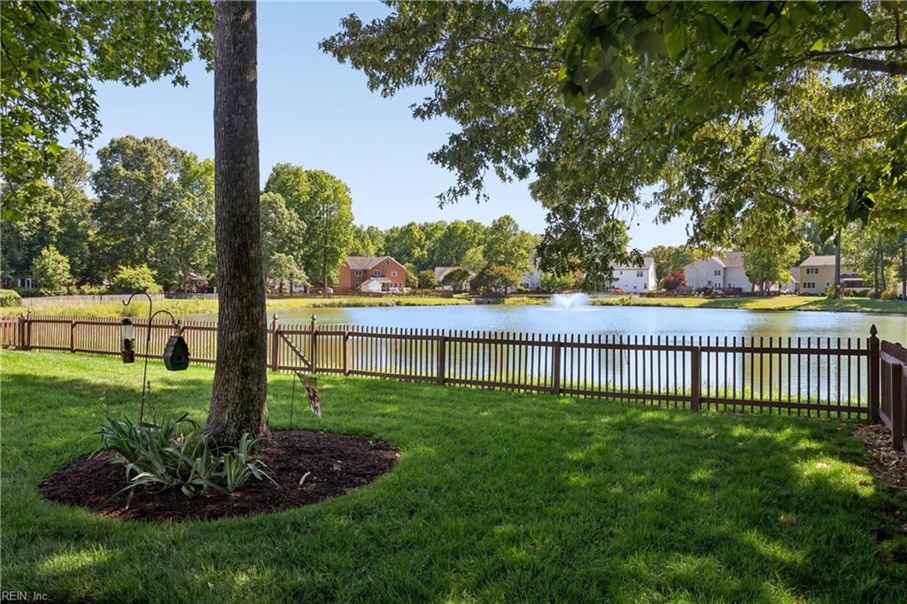 122 Rockmor Lane Yorktown VA 23693