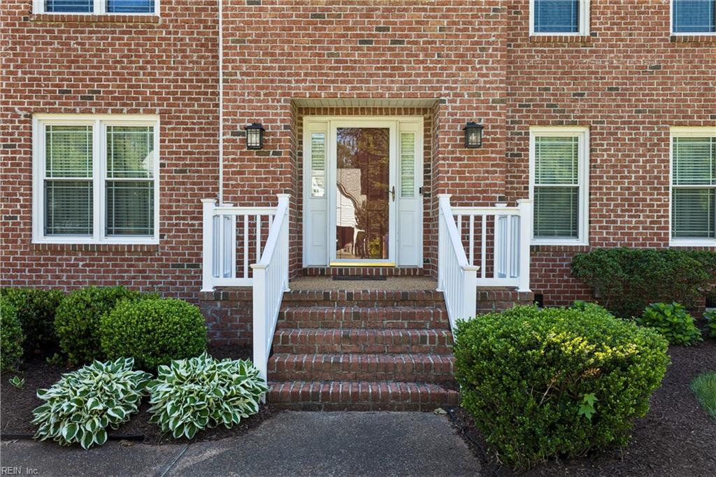 122 Rockmor Lane Yorktown VA 23693