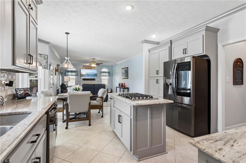 122 Rockmor Lane Yorktown VA 23693