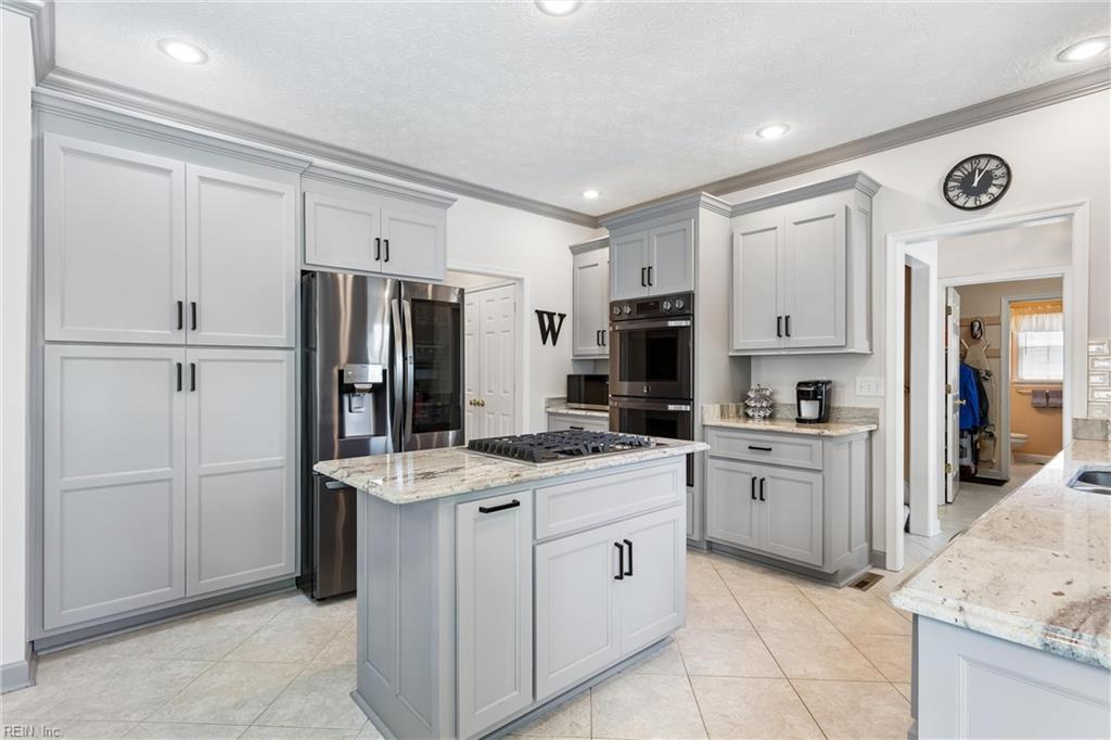 122 Rockmor Lane Yorktown VA 23693
