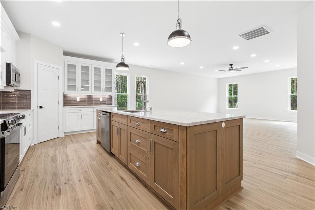6911 Sunset Cove Lane Gloucester VA 23061