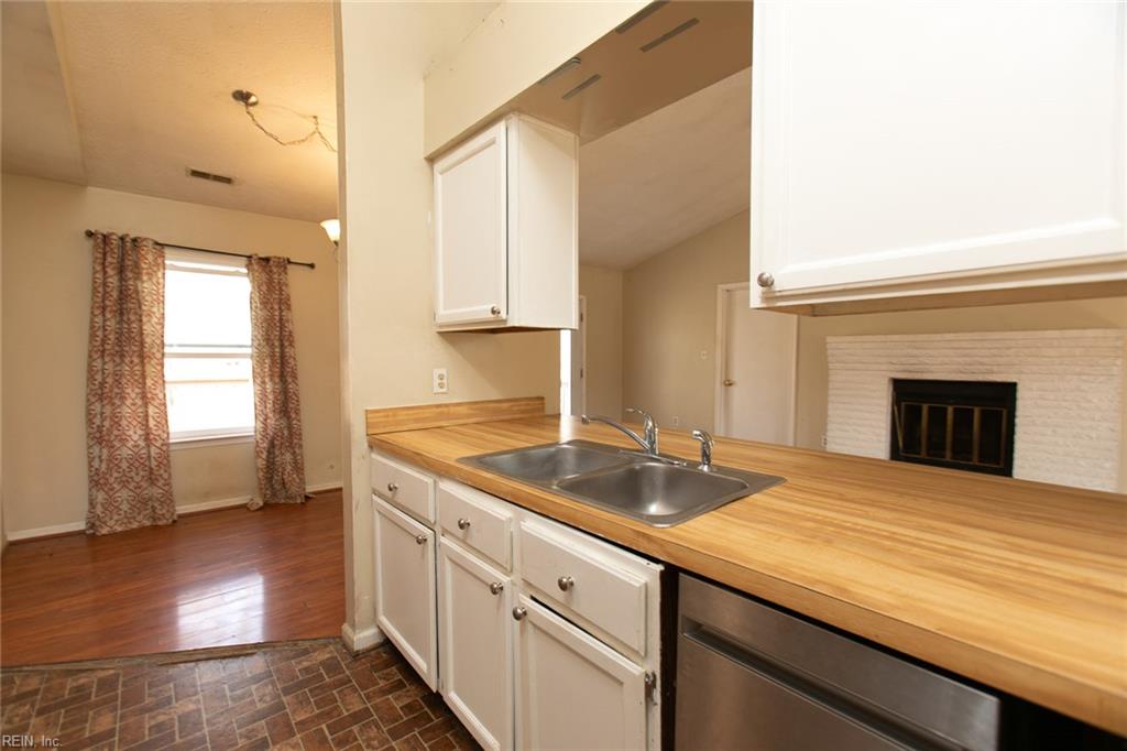 241 Batson Drive Newport News VA 23602