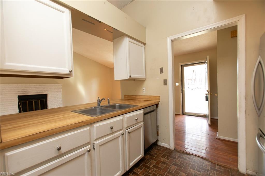 241 Batson Drive Newport News VA 23602