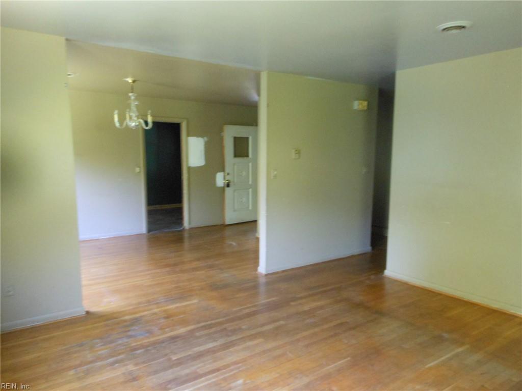 9618 Carver Drive Newport News VA 23605