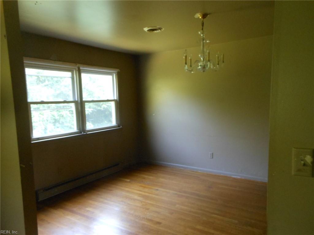 9618 Carver Drive Newport News VA 23605