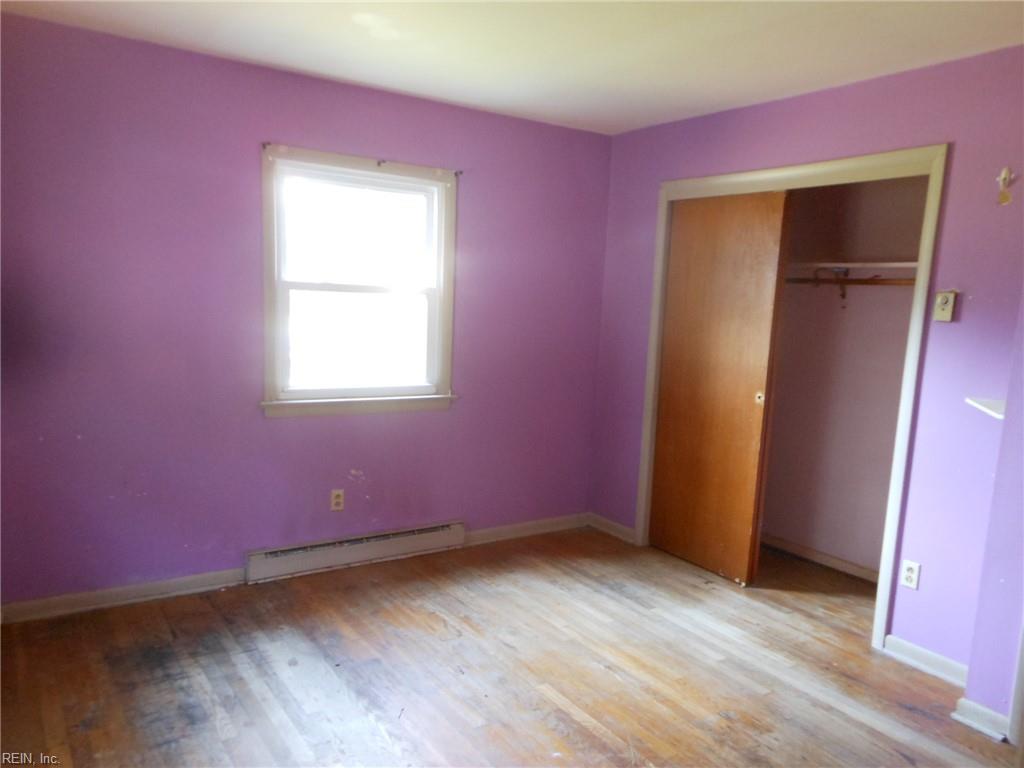 9618 Carver Drive Newport News VA 23605