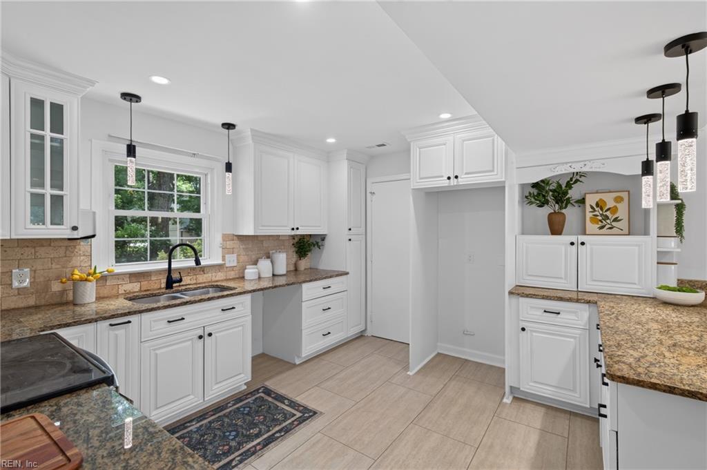 32 Ridgewood Parkway Newport News VA 23608