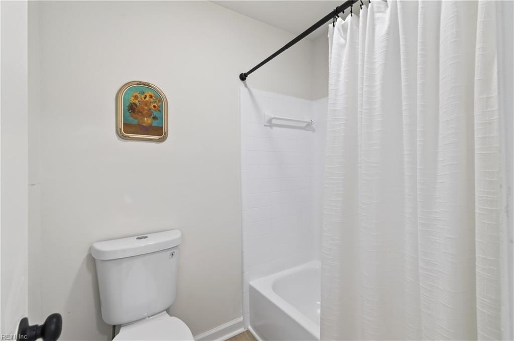 32 Ridgewood Parkway Newport News VA 23608