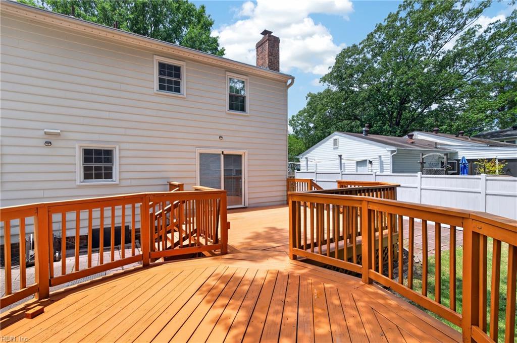 32 Ridgewood Parkway Newport News VA 23608