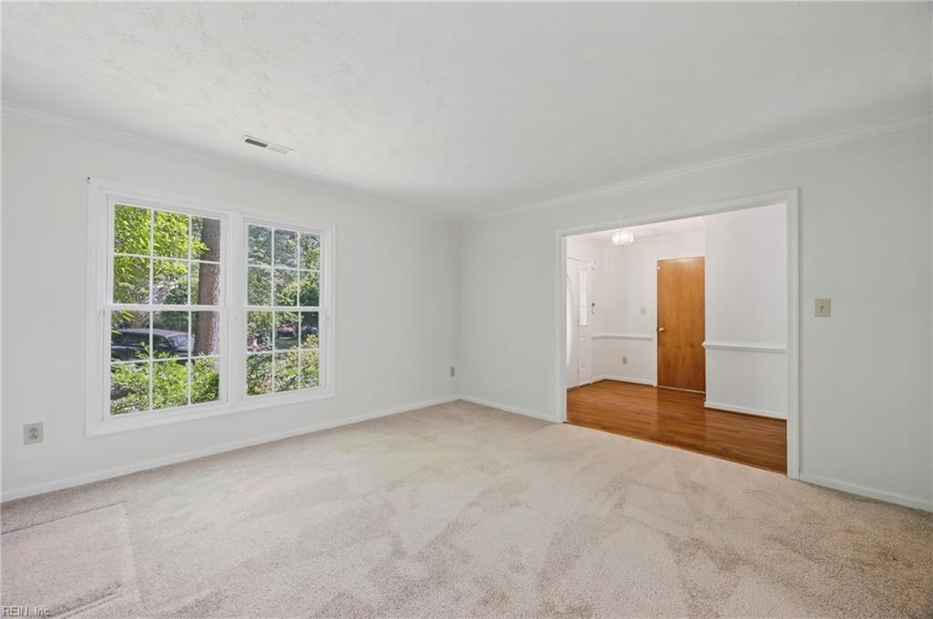 2202 Buckingham Green Newport News VA 23602