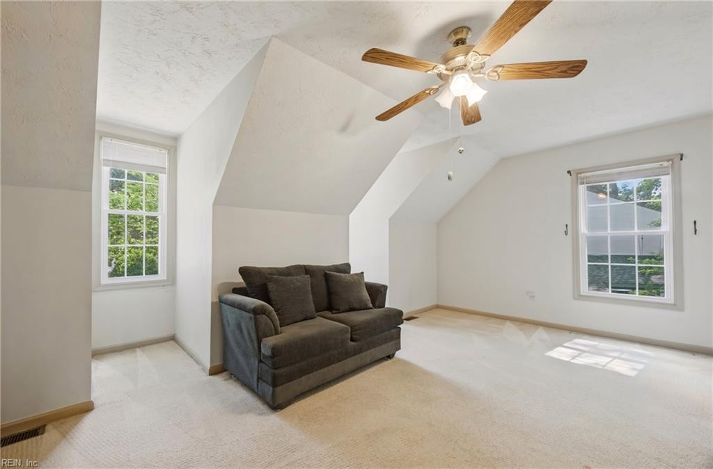 2202 Buckingham Green Newport News VA 23602