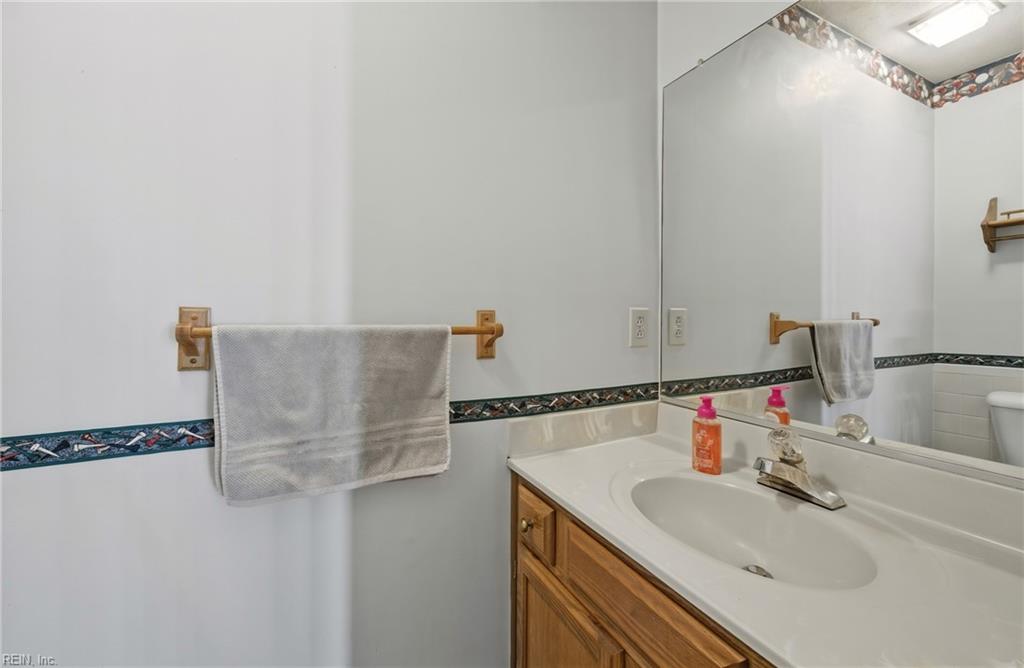 2202 Buckingham Green Newport News VA 23602