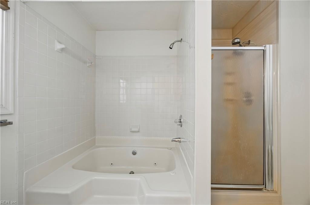 2202 Buckingham Green Newport News VA 23602