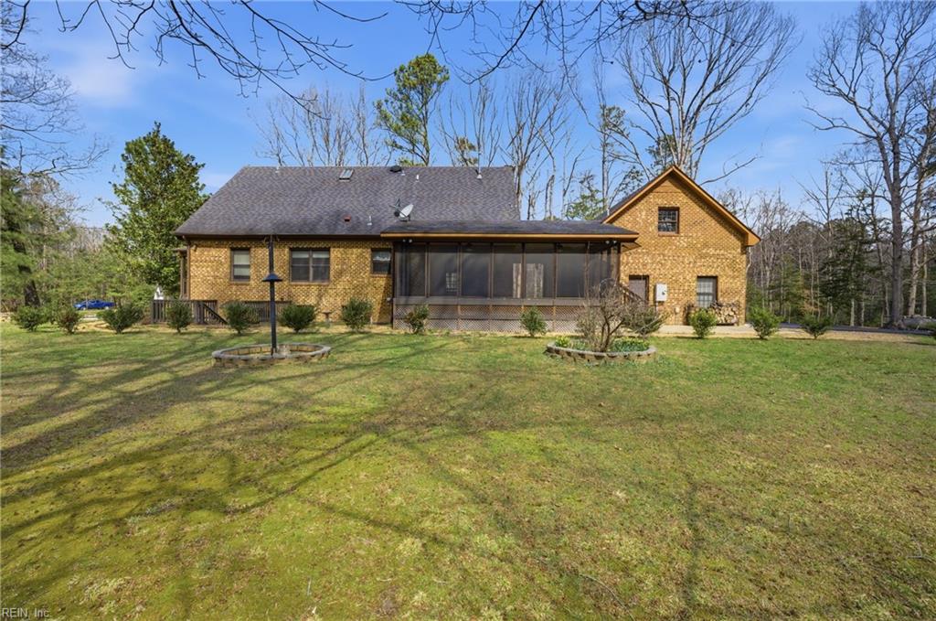 4698 Hill Trail Gloucester VA 23061