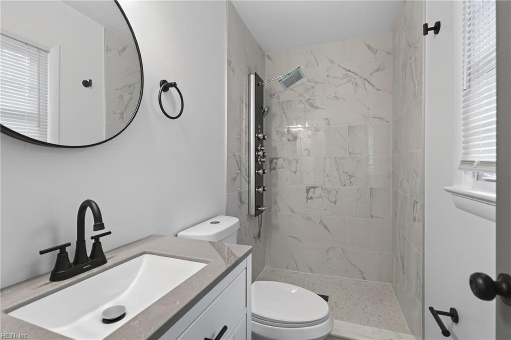 23 Colony Road Newport News VA 23602