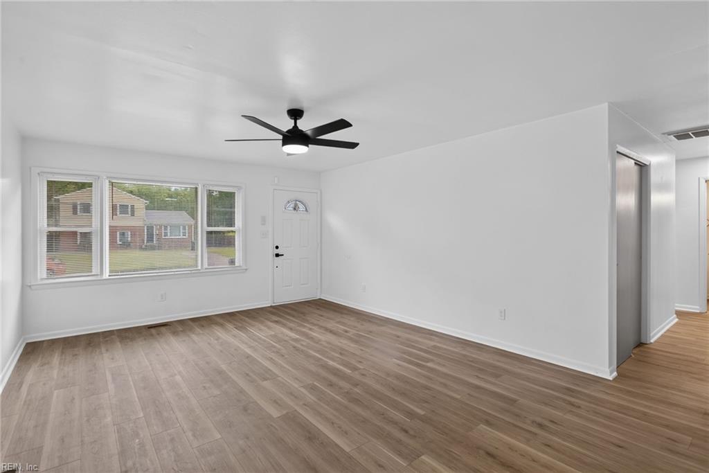 23 Colony Road Newport News VA 23602