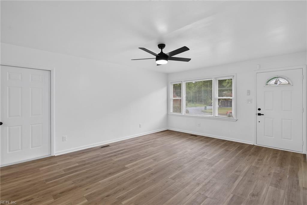 23 Colony Road Newport News VA 23602