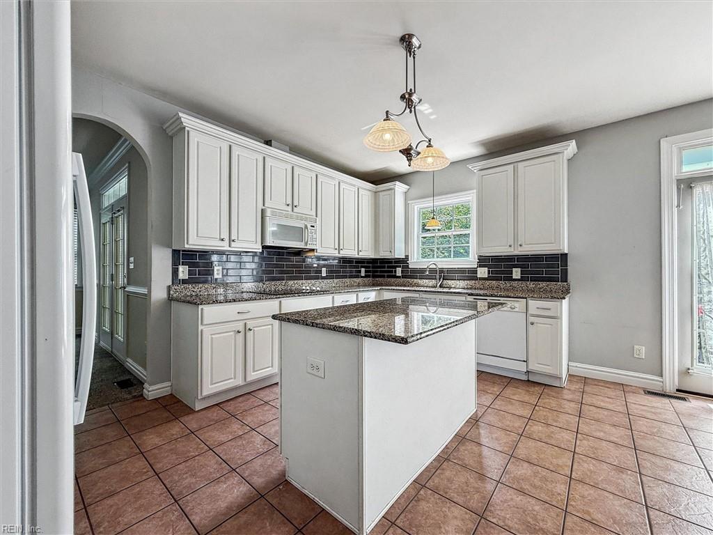 609 Schooner Boulevard Williamsburg VA 23185