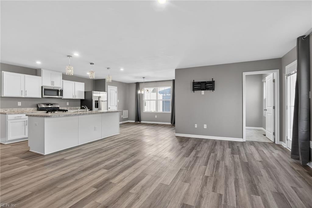 208 Normandy Crescent Williamsburg VA 23185