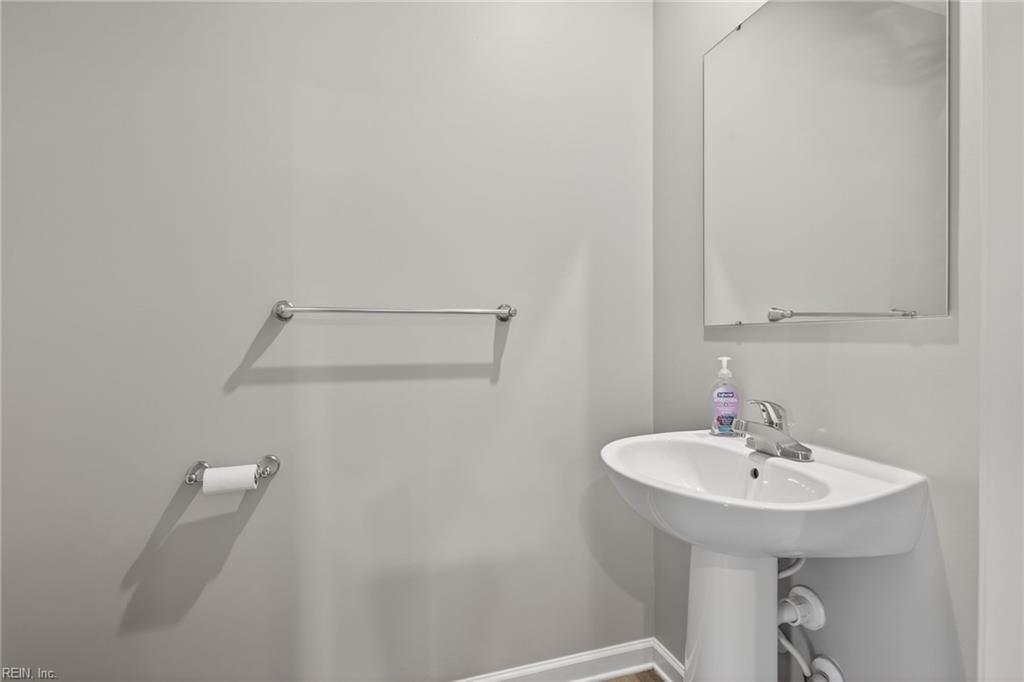 208 Normandy Crescent Williamsburg VA 23185