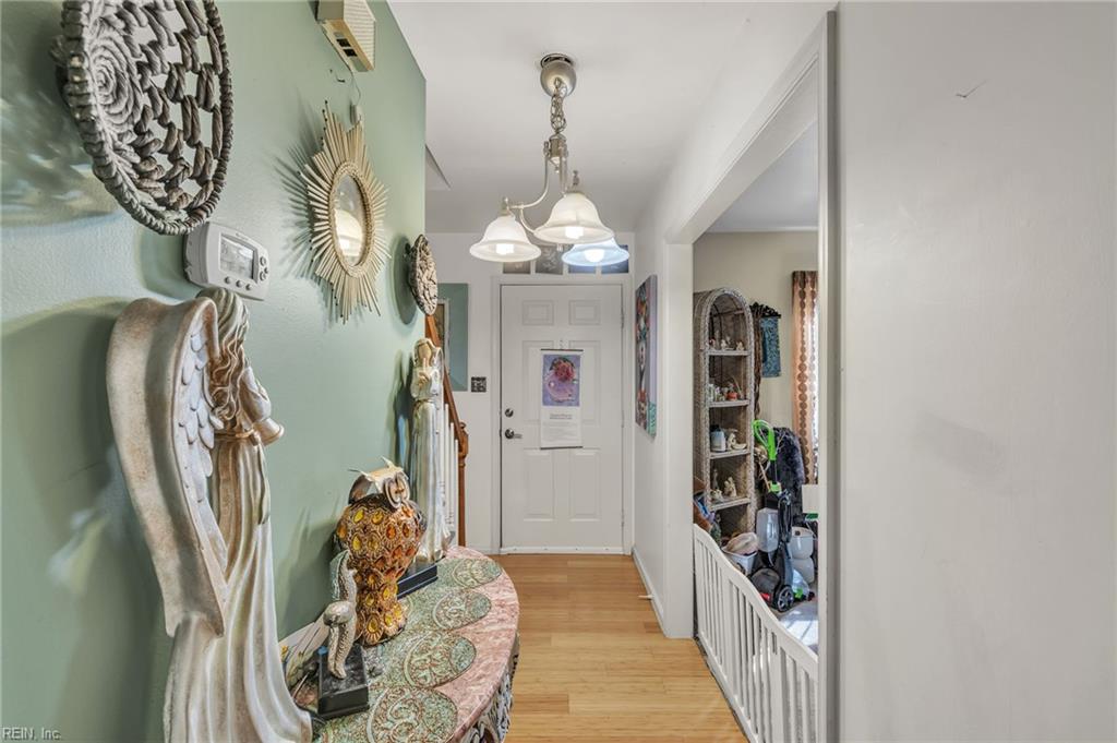 6 Polly Court Newport News VA 23602