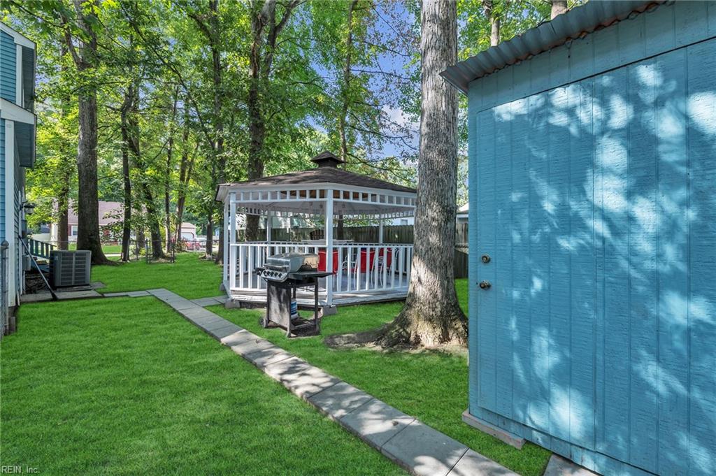 6 Polly Court Newport News VA 23602