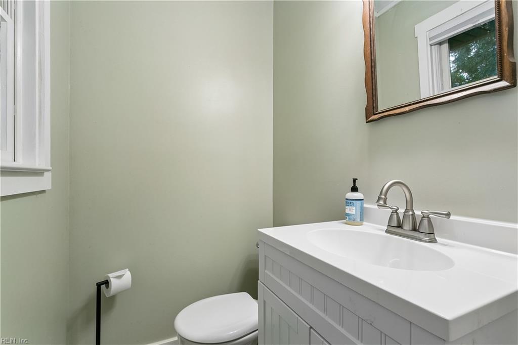11 Miller Road Newport News VA 23602