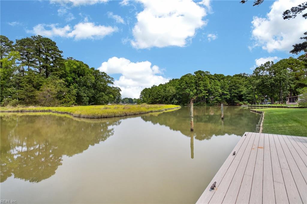 114 Bonito Drive Yorktown VA 23692