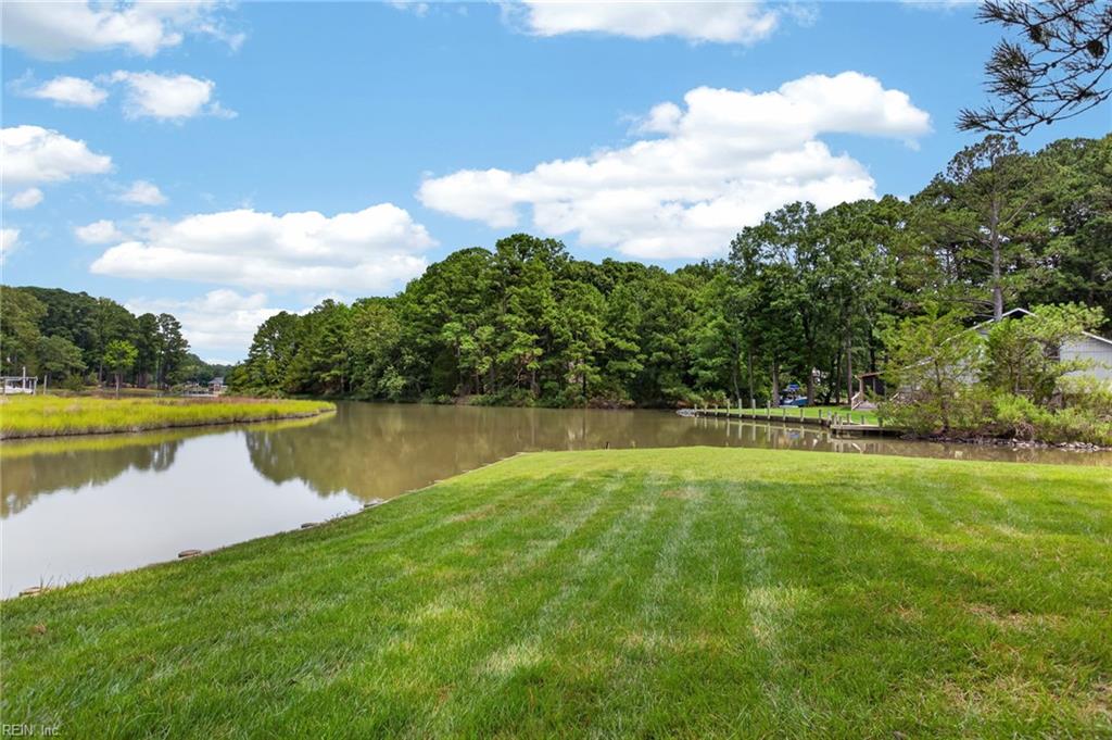 114 Bonito Drive Yorktown VA 23692