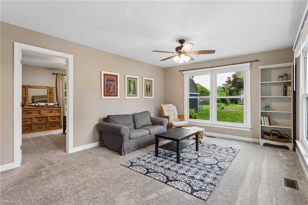 124 Camelot Crescent Yorktown VA 23693