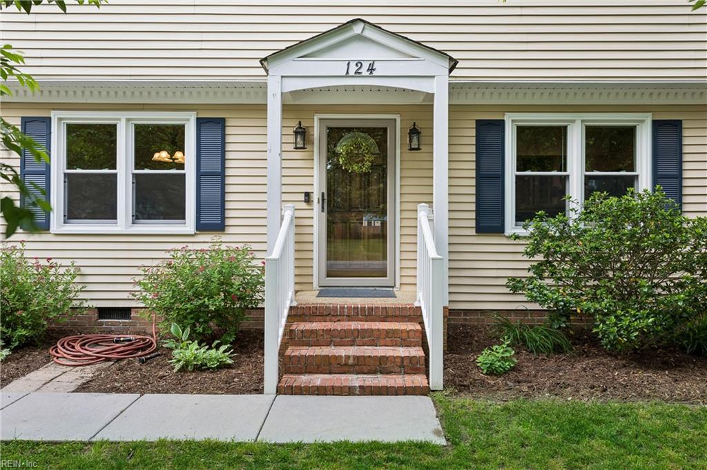 124 Camelot Crescent Yorktown VA 23693