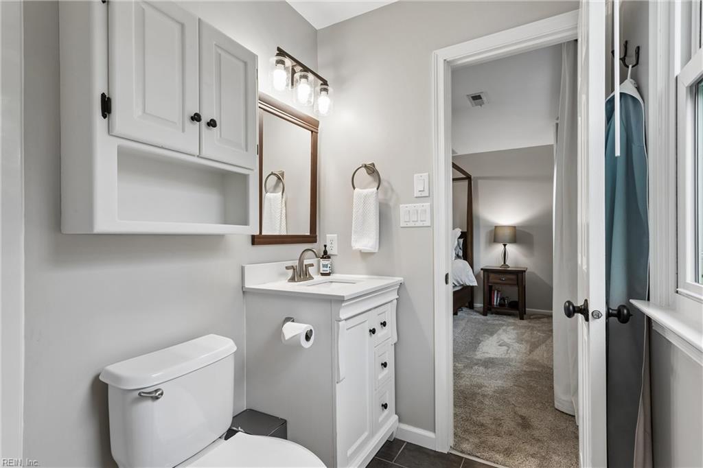124 Camelot Crescent Yorktown VA 23693