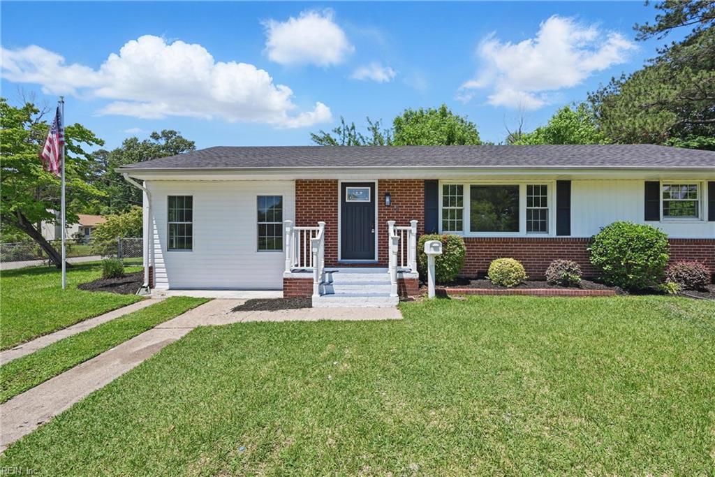 12 Carriage Lane Newport News VA 23606