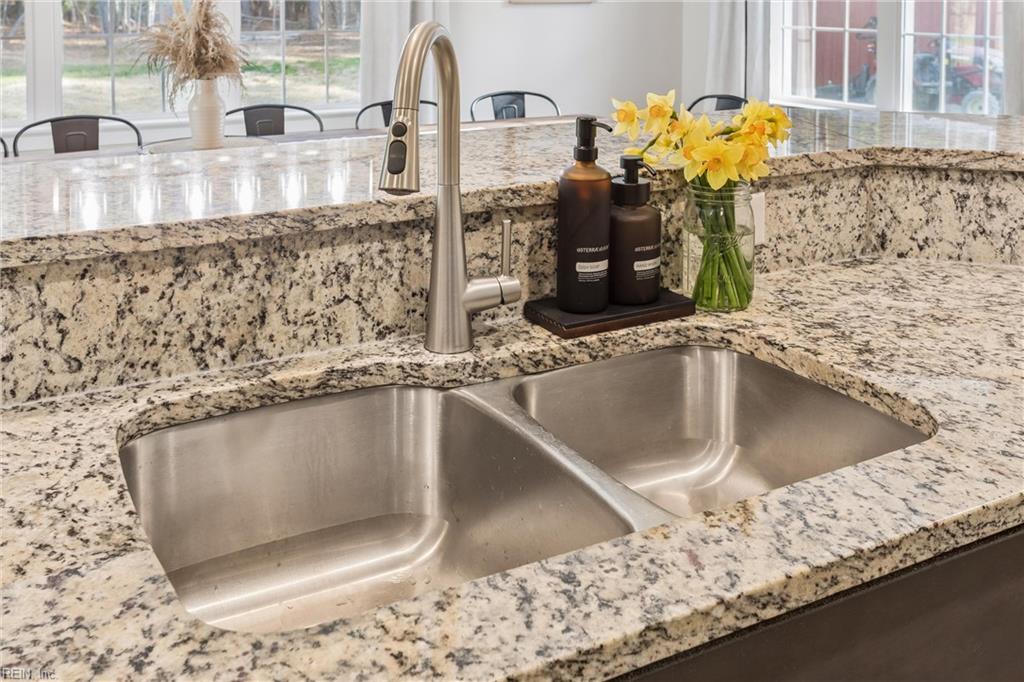 5903 Homeplace Lane Gloucester VA 23061