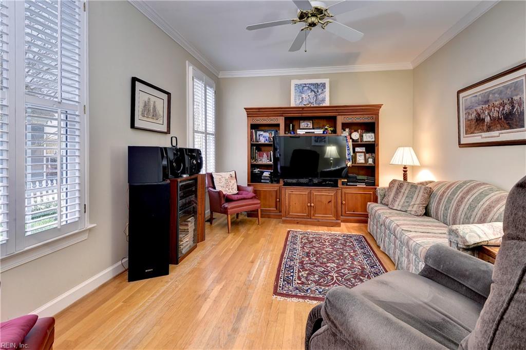 166 Highland Williamsburg VA 23188