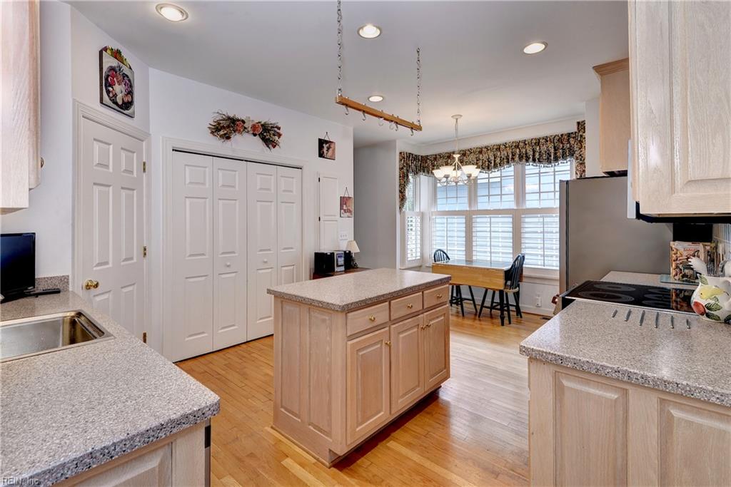 166 Highland Williamsburg VA 23188