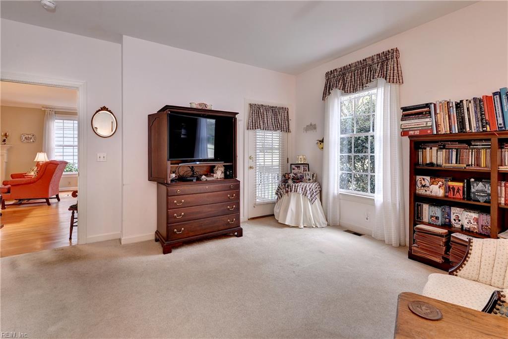 166 Highland Williamsburg VA 23188