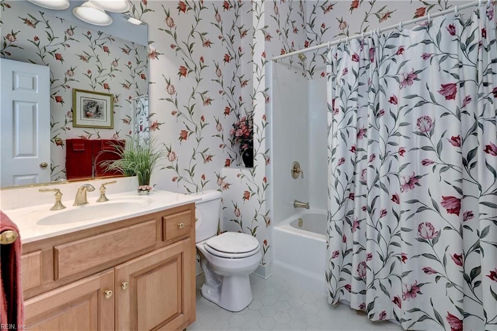 166 Highland Williamsburg VA 23188